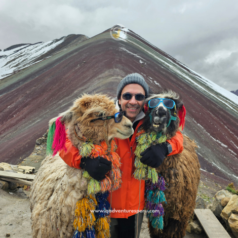 vinicunca mountain and red valley 